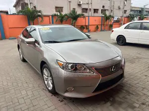 Lexus ES 350 Crafted Line FWD 2015 Gold