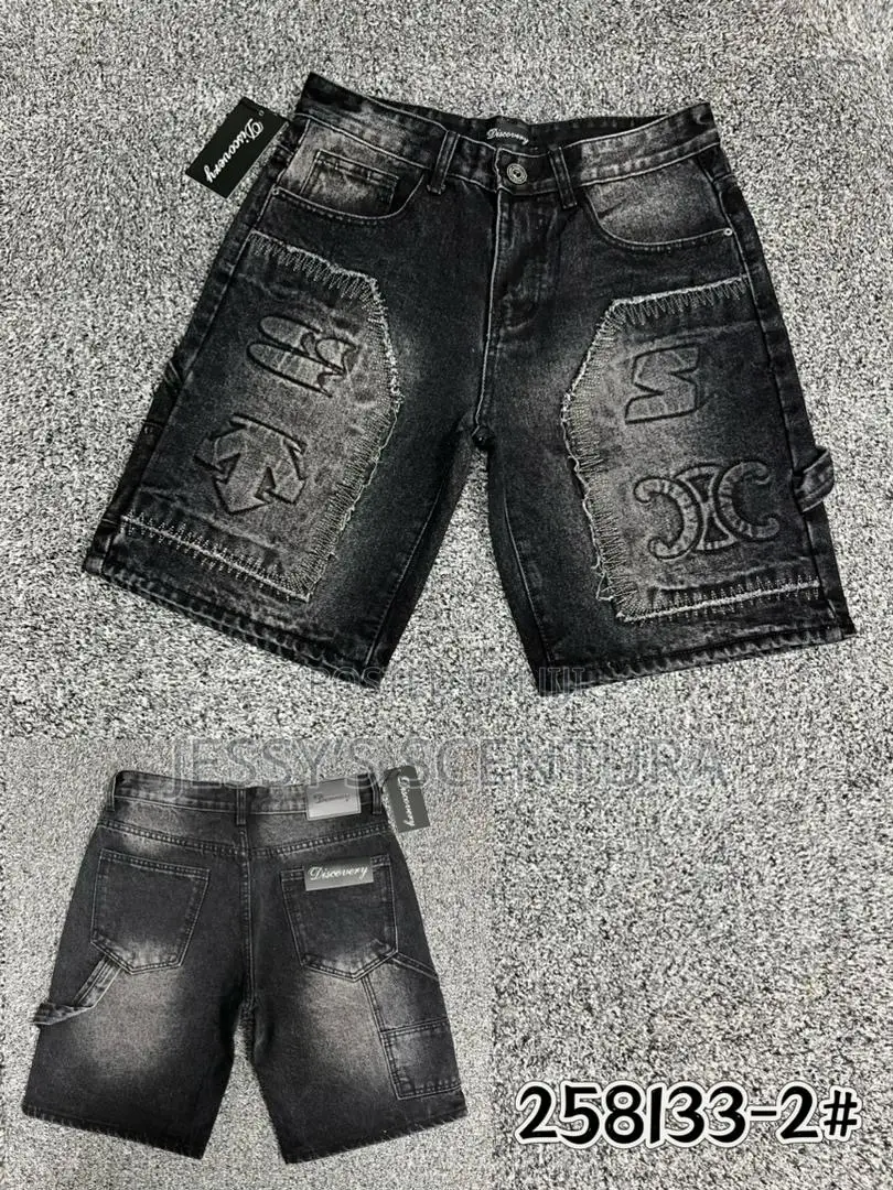 Short Jeans