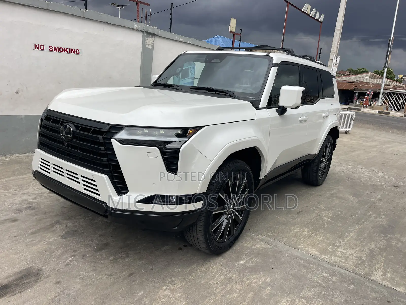 Lexus GX 2025 White