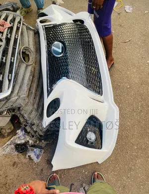 Complete Front Upgrading Bumper for Lexus Gs 350 2018 Model