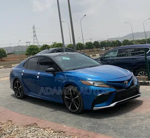 Toyota Camry 2019 Blue