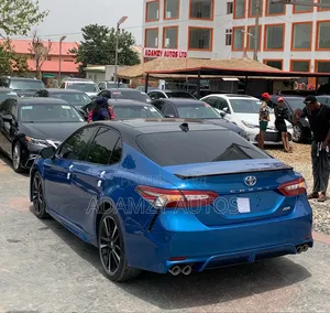 Toyota Camry 2019 Blue