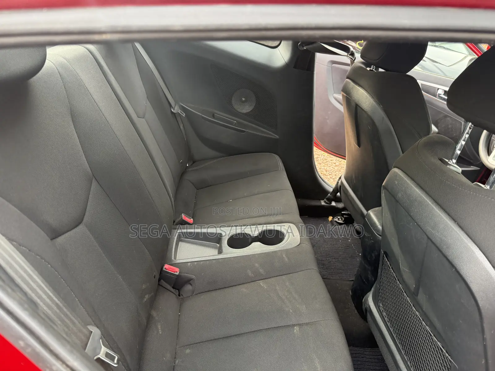 Hyundai Veloster Base 2016 Red