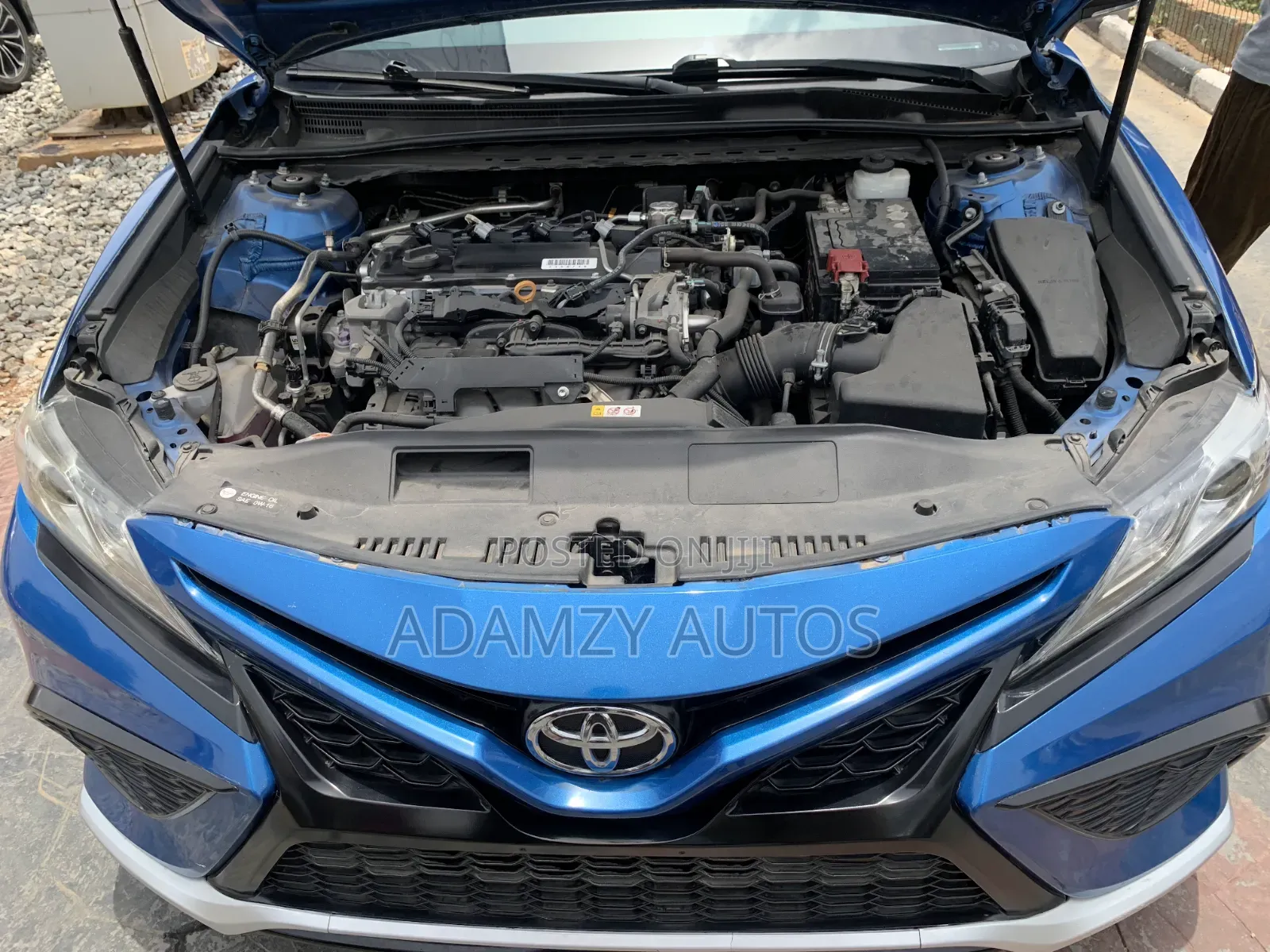 Toyota Camry 2019 Blue