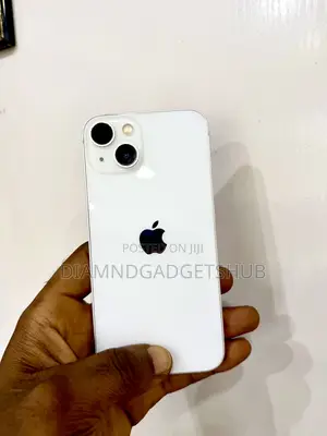 Apple iPhone 13 128 GB White