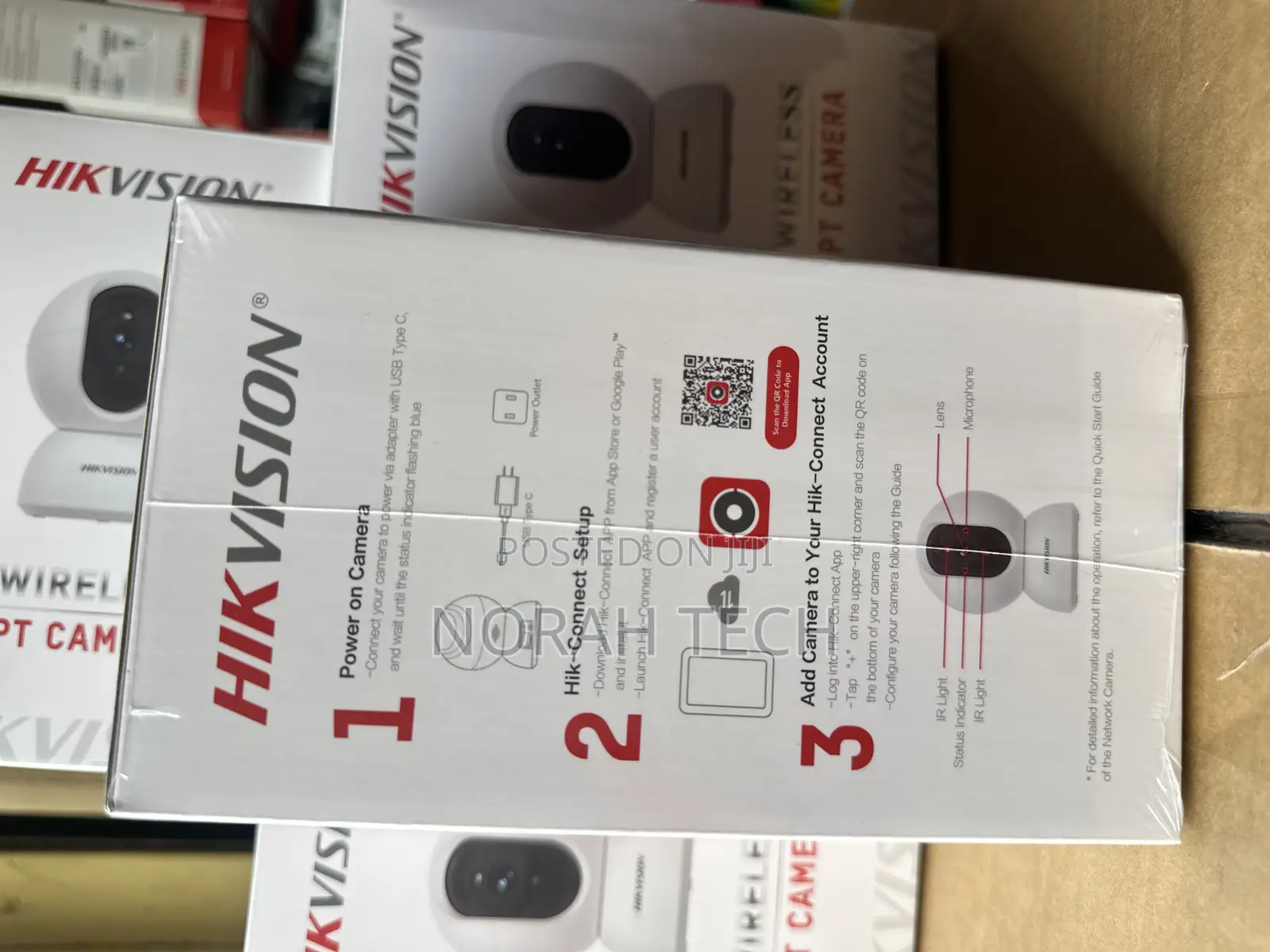 Hikvision Ds-2cv2q21g1-Idw Wireless Pt Camera