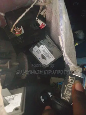 Mercedes Benz Eis And Keys All Available