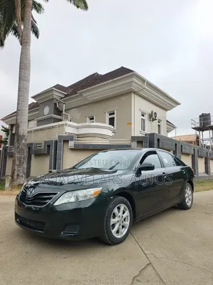 Toyota Camry LE 4dr Sedan (2.5L 4cyl 6A) 2011 Green