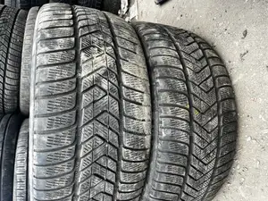 275/40/22 Run Flat Mercedes, Range Over