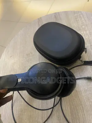 Beats Solo Pro