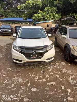 Honda HR-V 4dr SUV (1.5L 4cyl CVT) 2016 White