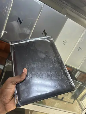 Laptop Lenovo ThinkPad X131e 4GB Intel Core i3 HDD 500GB