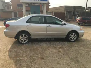 Toyota Corolla LE 2005 Silver