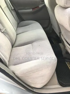 Toyota Corolla LE 2005 Silver