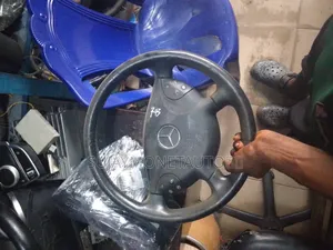 Mercedes Benz
