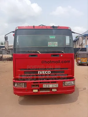 Iveco Truck 2006 Red