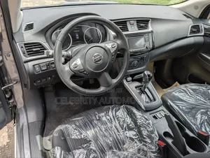 Nissan Sentra SV 2018 Gray