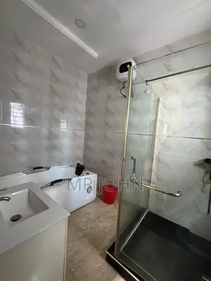 5bdrm House in Orchid D Man Pr, Lekki for rent