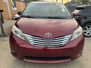 Toyota Sienna Limited 7 Passenger 2012 Red