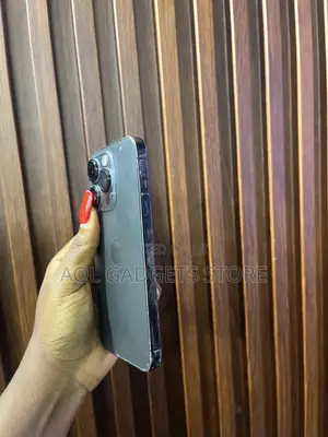 Apple iPhone 14 Pro 128 GB Gray