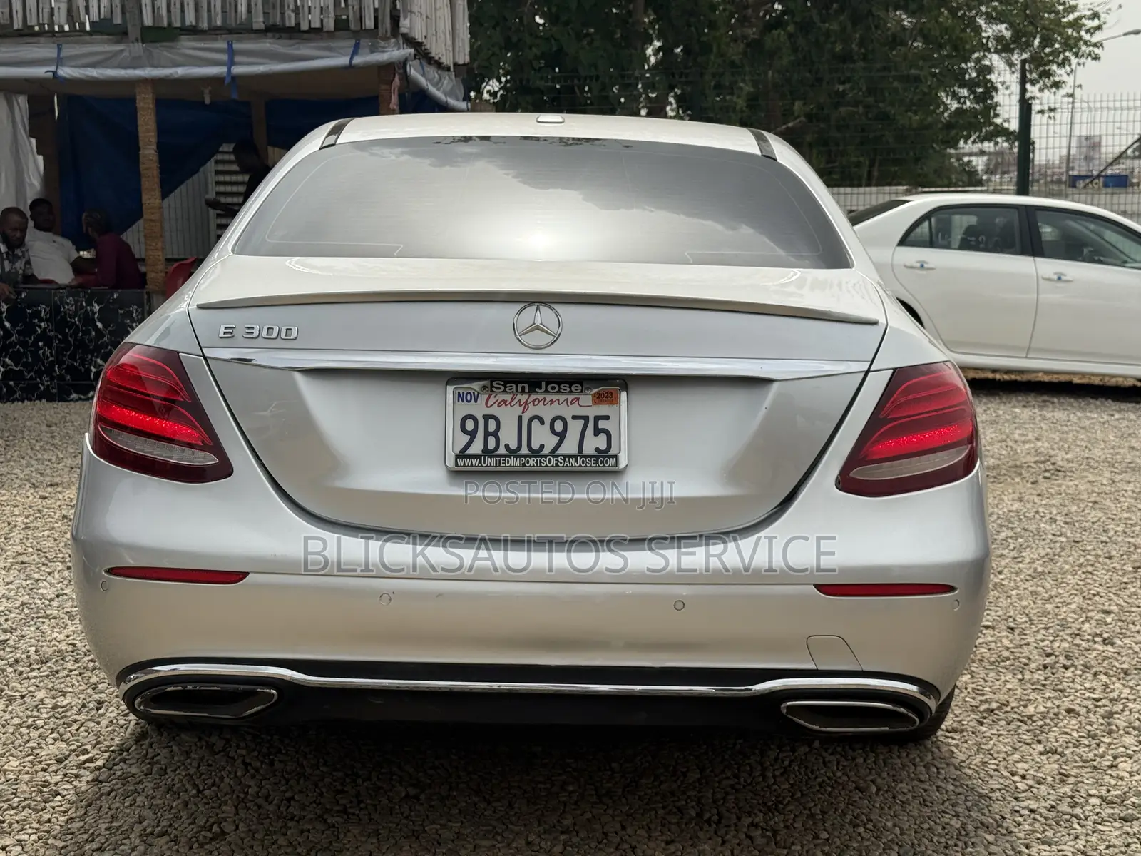 Mercedes-Benz E300 Base RWD Sedan (2.0L 4cyl 9A) 2017 Silver