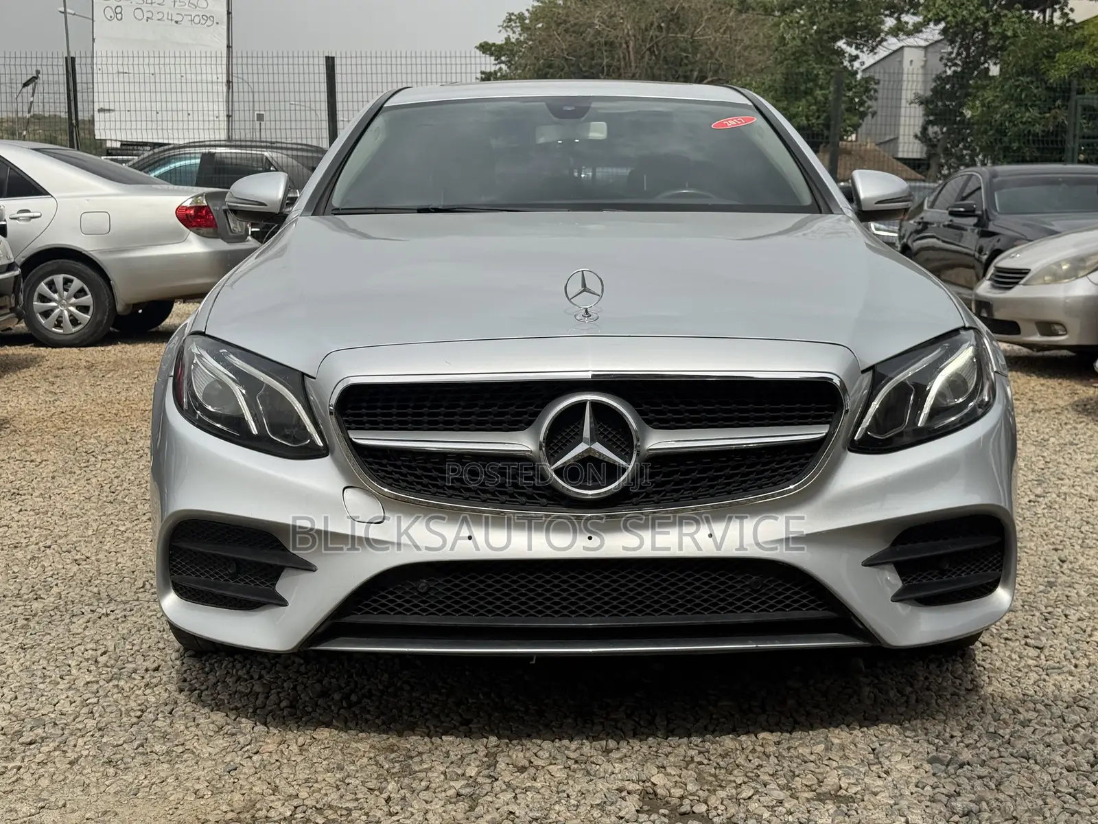 Mercedes-Benz E300 Base RWD Sedan (2.0L 4cyl 9A) 2017 Silver