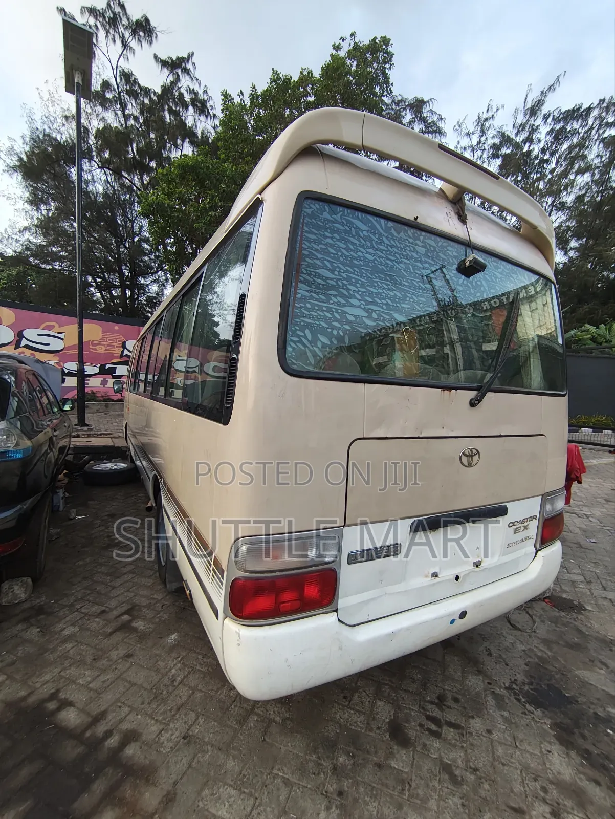 Toyota Coaster 2015 Gold