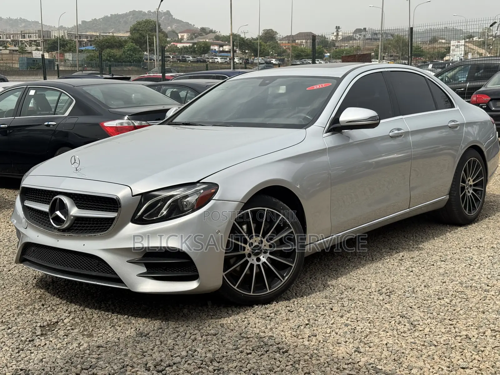 Mercedes-Benz E300 Base RWD Sedan (2.0L 4cyl 9A) 2017 Silver