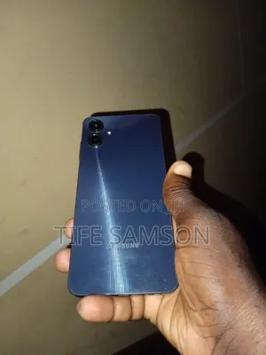 Samsung Galaxy A06 64 GB Black
