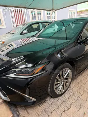 Lexus ES 350 Ultra Luxury 2020 Black