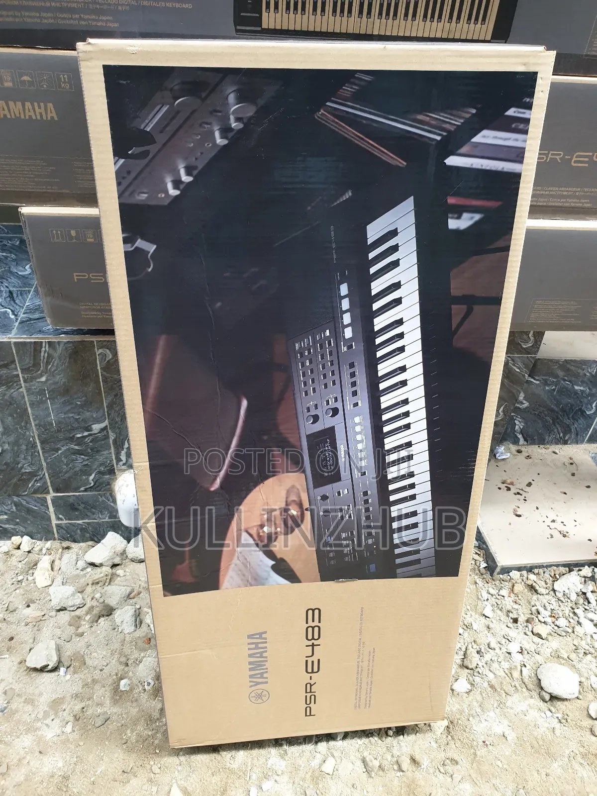 PSR-E483 Portable 61-Key Keyboard