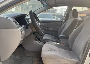 Toyota Corolla 2005 Silver