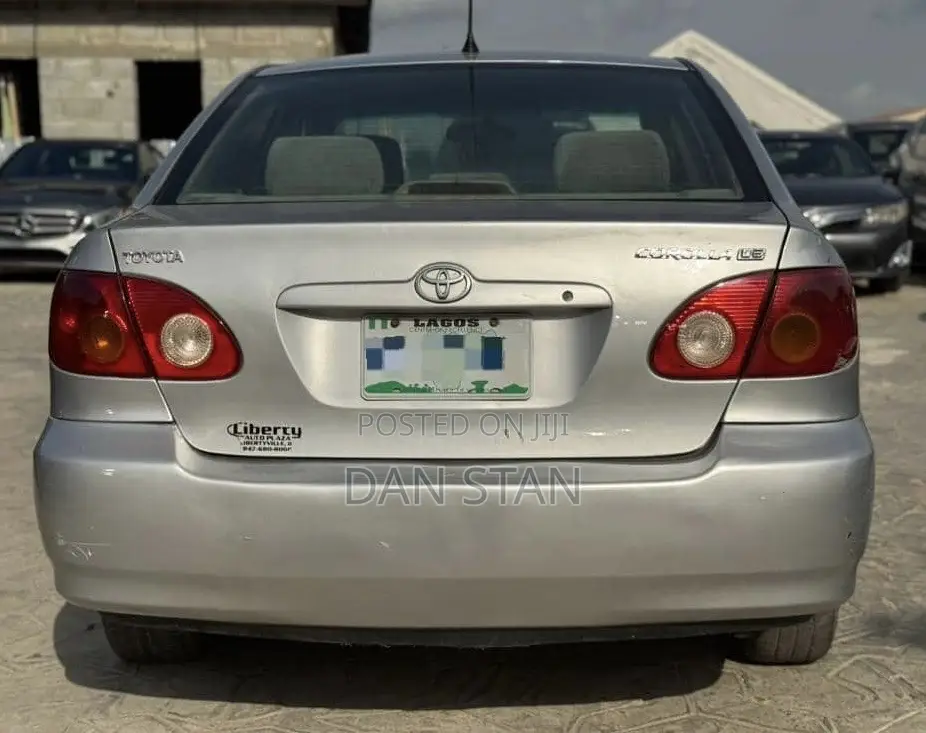 Toyota Corolla 2005 Silver