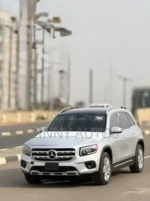 Mercedes-Benz GLB-Class 2021 Silver