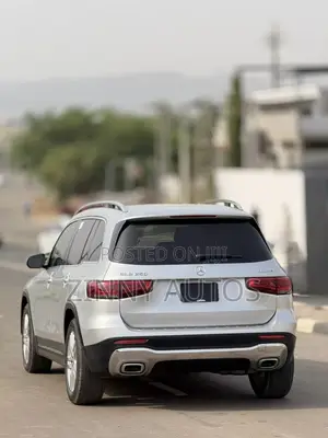 Mercedes-Benz GLB-Class 2021 Silver