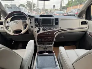Toyota Sienna Limited 7 Passenger 2012 Red