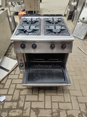 Foreign Used Industrial 4-Burner Gas Cooker With Oven