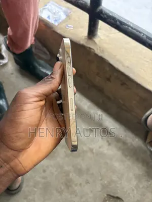 Apple iPhone 14 Pro 128 GB Gold
