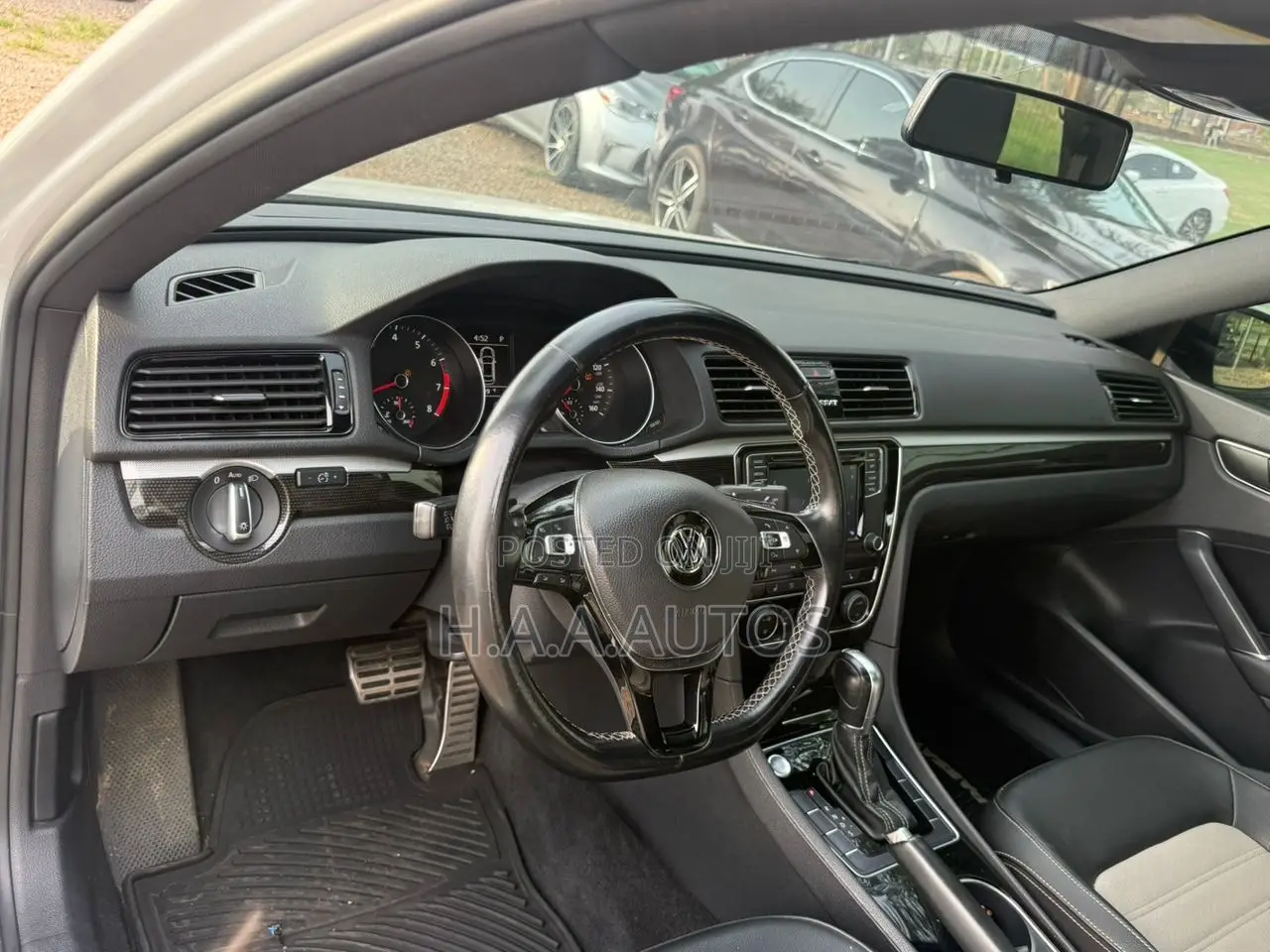 Volkswagen Passat 3.6L V6 GT 2018 White