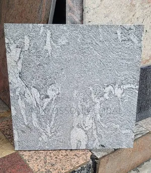 Flamed Granite Tiles (Rough Surface) for Compound Floor