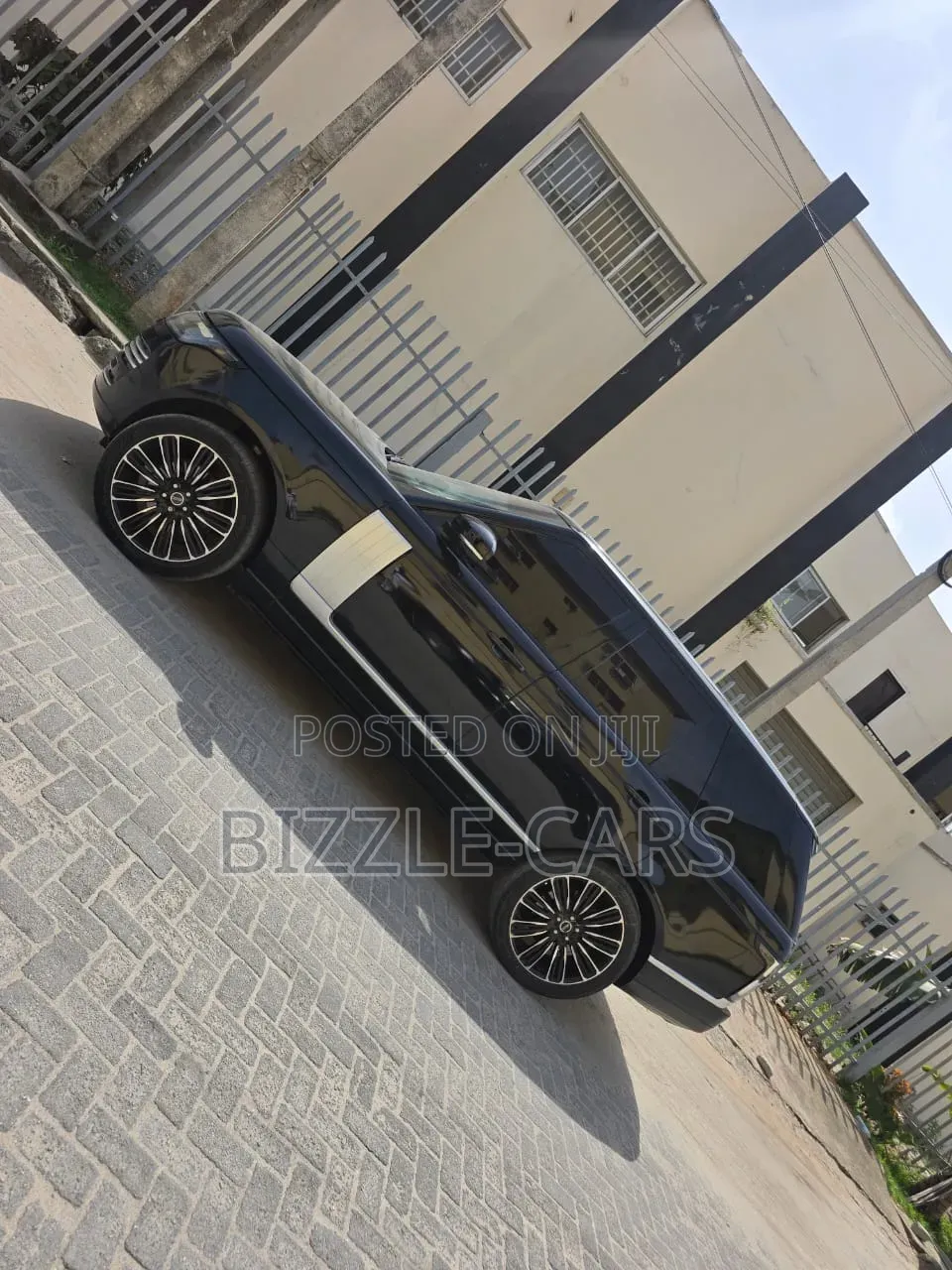 Land Rover Range Rover Vogue 2016 Black