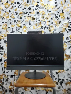 Desktop Computer Lenovo ThinkCentre M810z AIO 8GB AMD Ryzen 5 HDD 1T