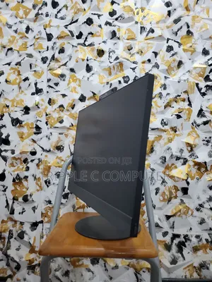 Desktop Computer Lenovo ThinkCentre M810z AIO 8GB AMD Ryzen 5 HDD 1T