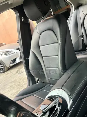Mercedes-Benz C300 2015 Black