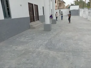 3bdrm Block of Flats in 6Th Avenue Gwarinpa, Life Camp for rent