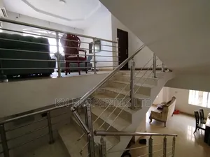 5bdrm Townhouse / Terrace in Gusape, Guzape District for rent