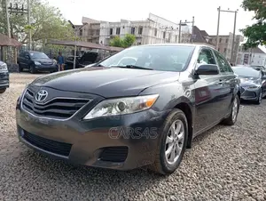 Toyota Camry 2011 Gray