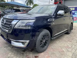 Nissan Patrol 2017 Blue