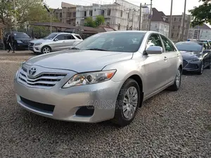 Toyota Camry 2010 Silver