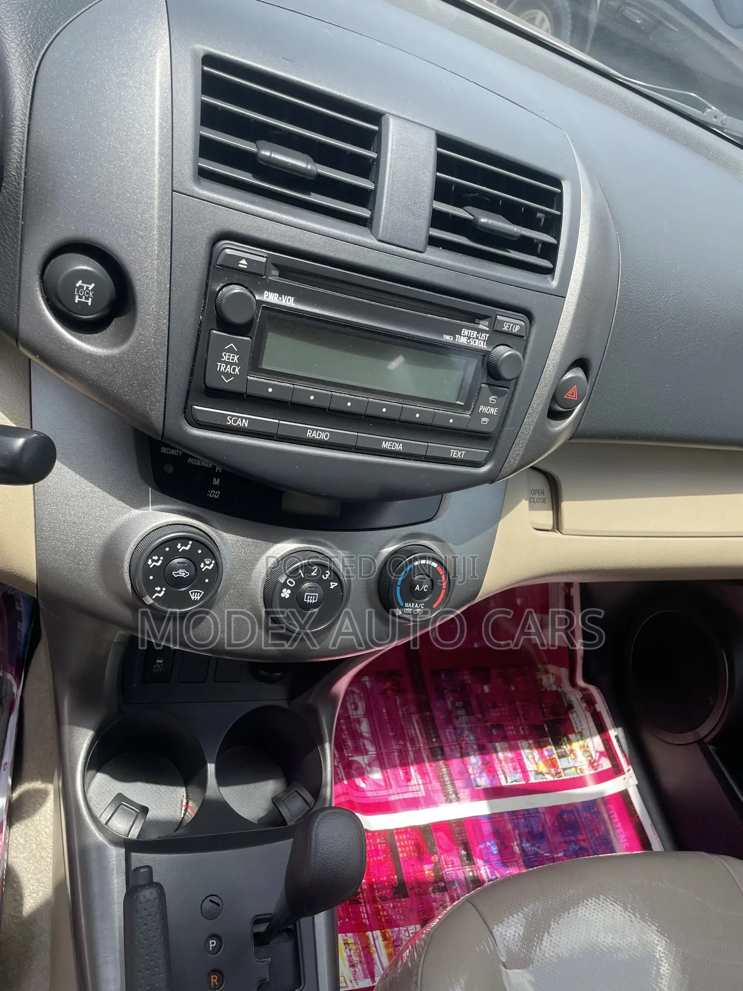 Toyota RAV4 2012